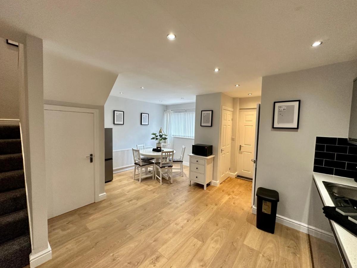 Charming 3-Bed House In Newcastle Upon Tyne Villa Eksteriør billede